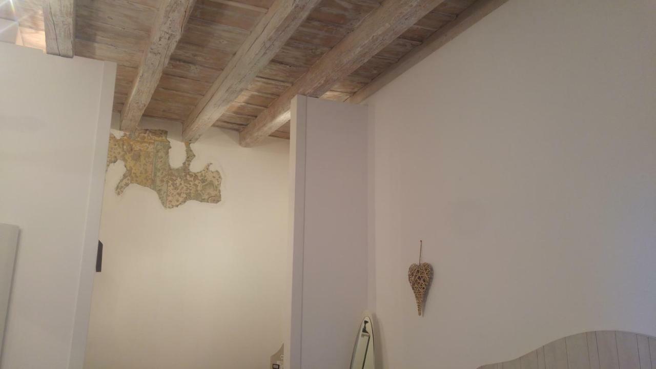 Accademia Deluxe Apartment Bergamo Bagian luar foto