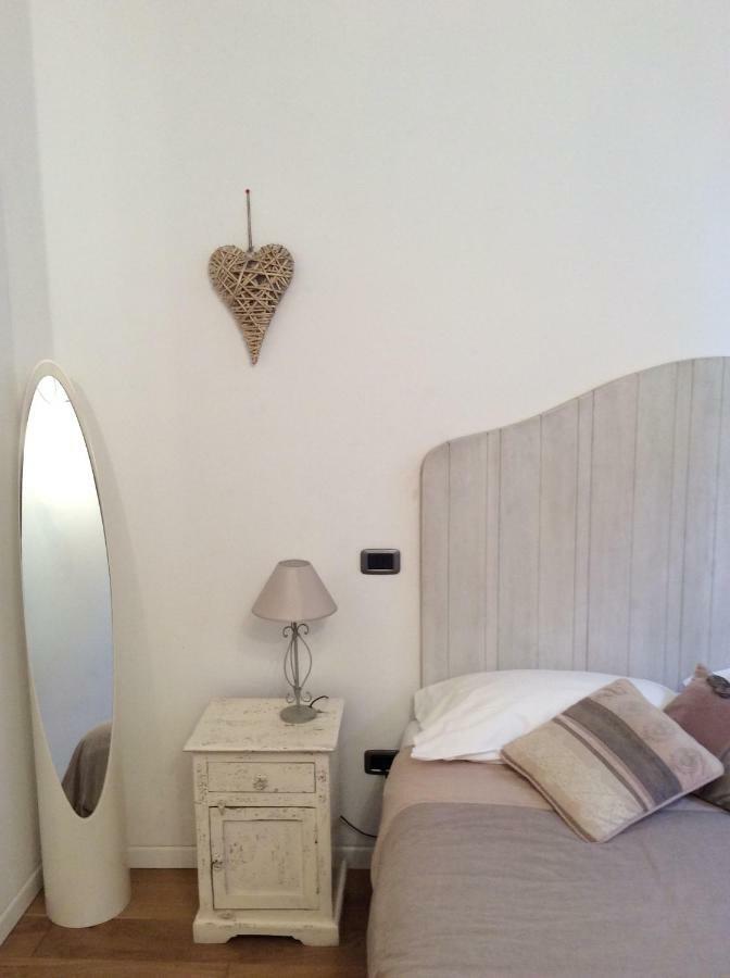Accademia Deluxe Apartment Bergamo Bagian luar foto
